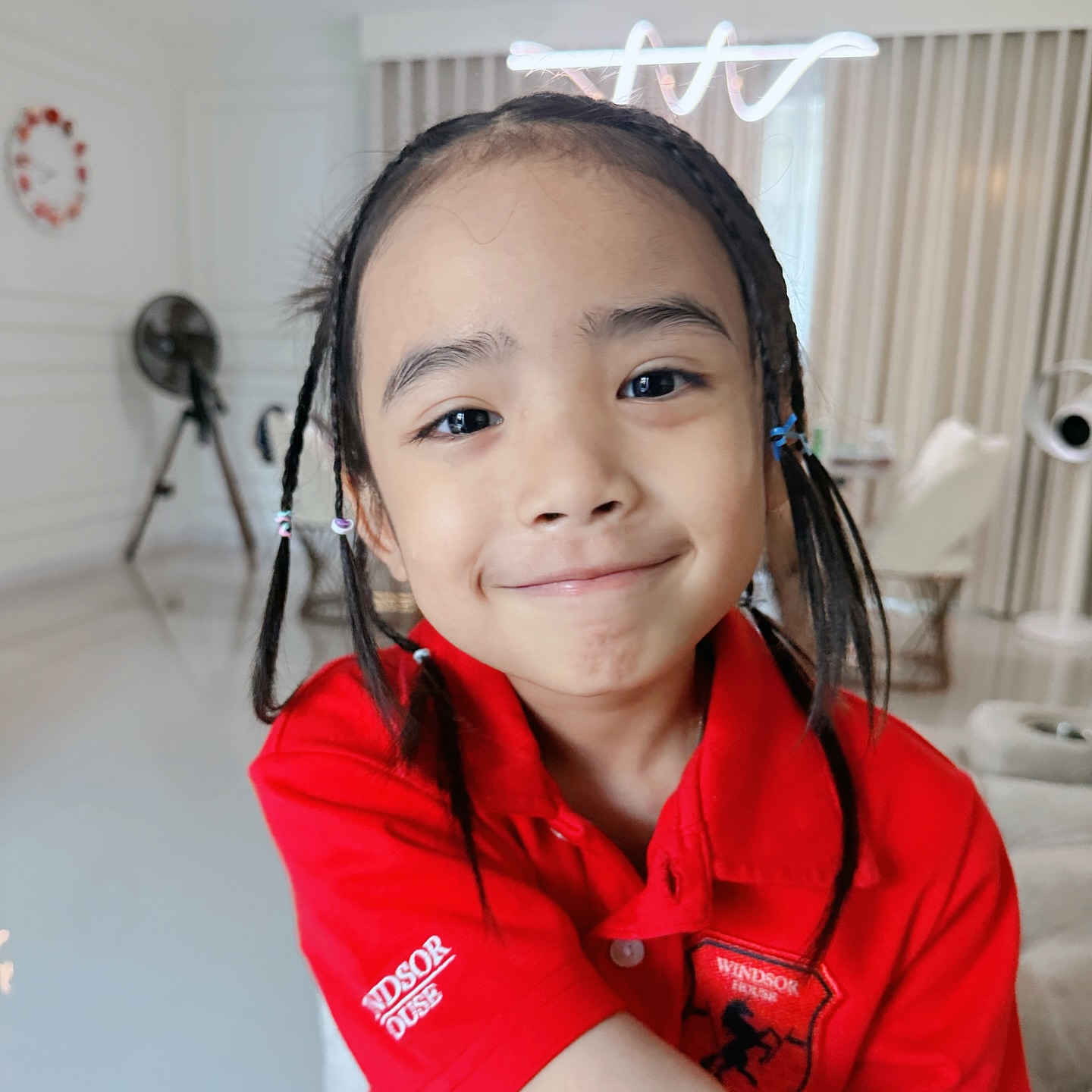 อุ้ม - ลักขณา วัธนวงส์ศิริ