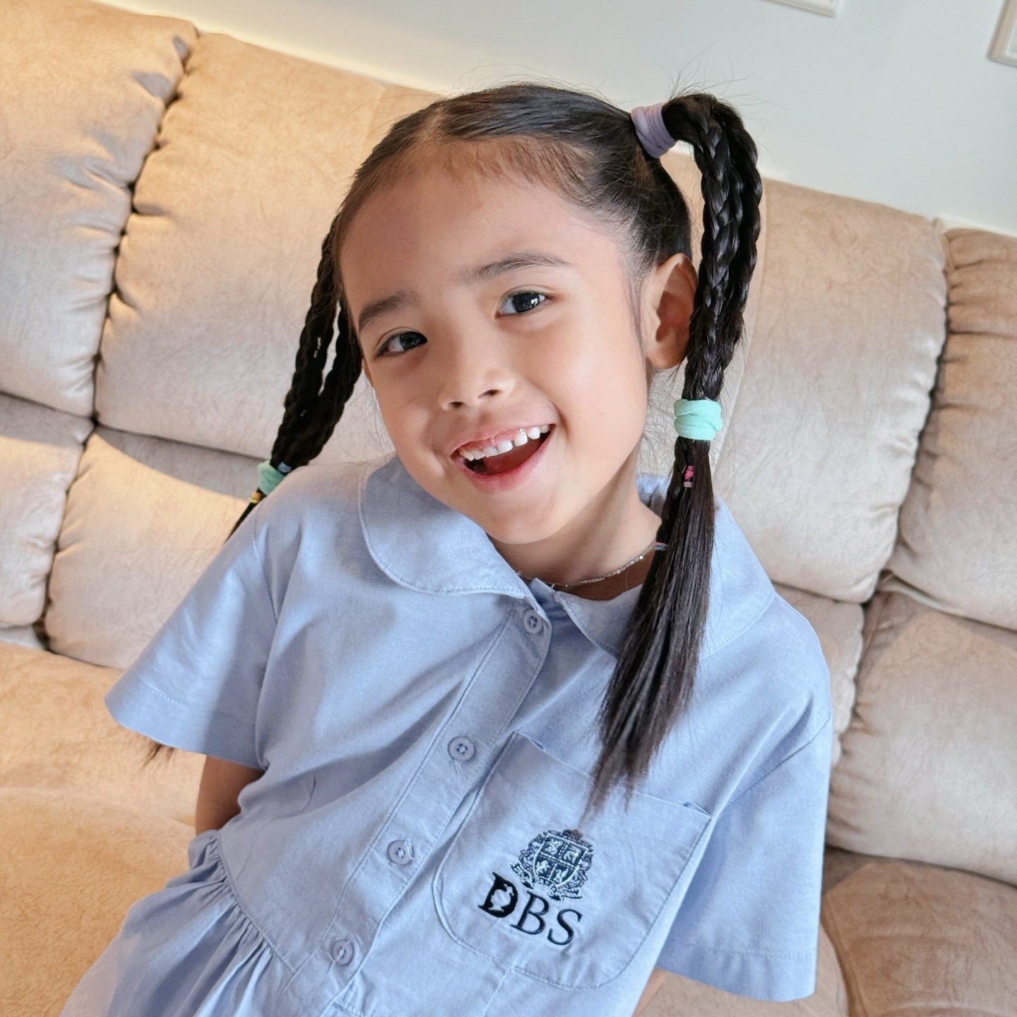 อุ้ม - ลักขณา วัธนวงส์ศิริ