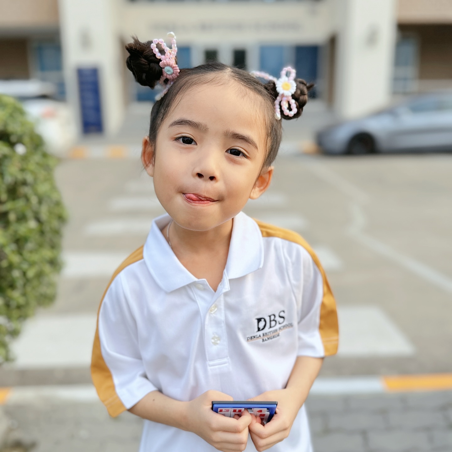 อุ้ม - ลักขณา วัธนวงส์ศิริ