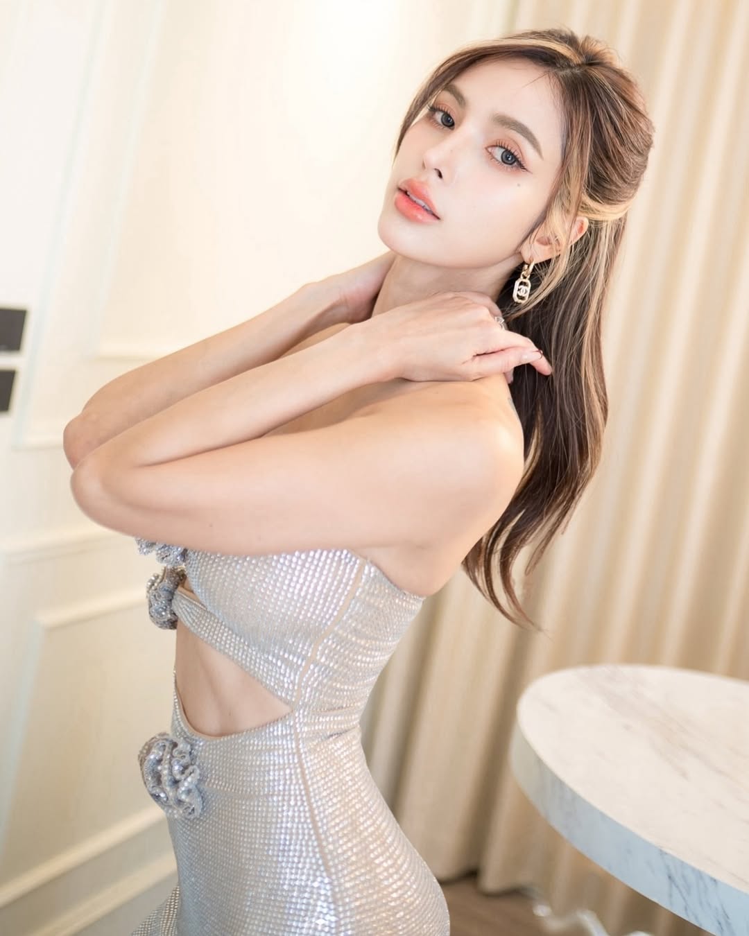 อุ้ม - ลักขณา วัธนวงส์ศิริ