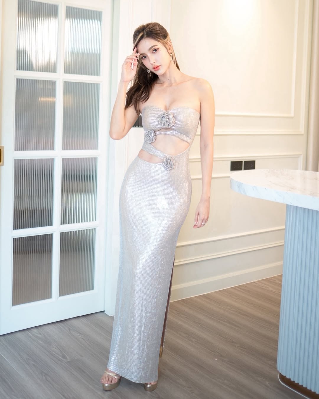 อุ้ม - ลักขณา วัธนวงส์ศิริ