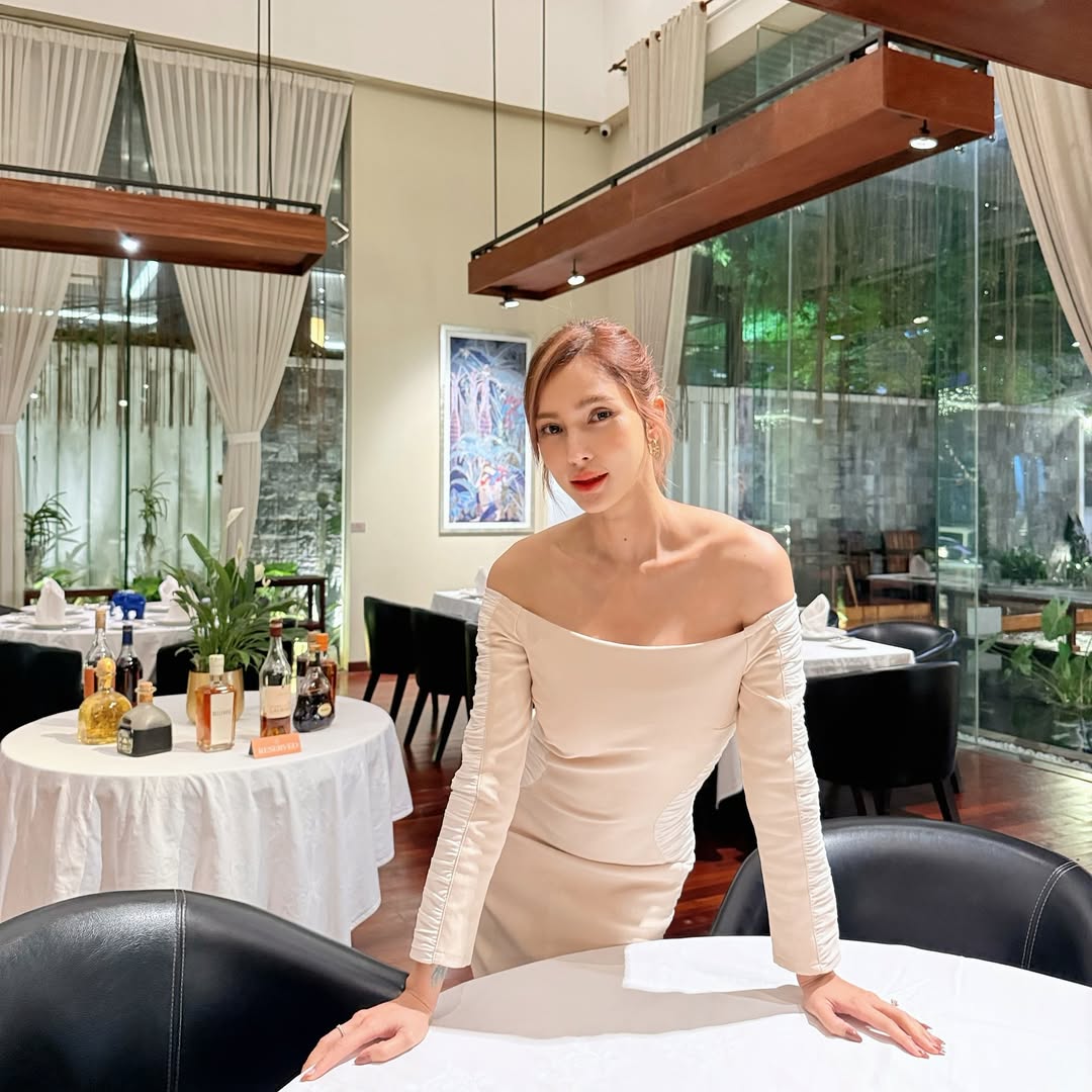 อุ้ม - ลักขณา วัธนวงส์ศิริ