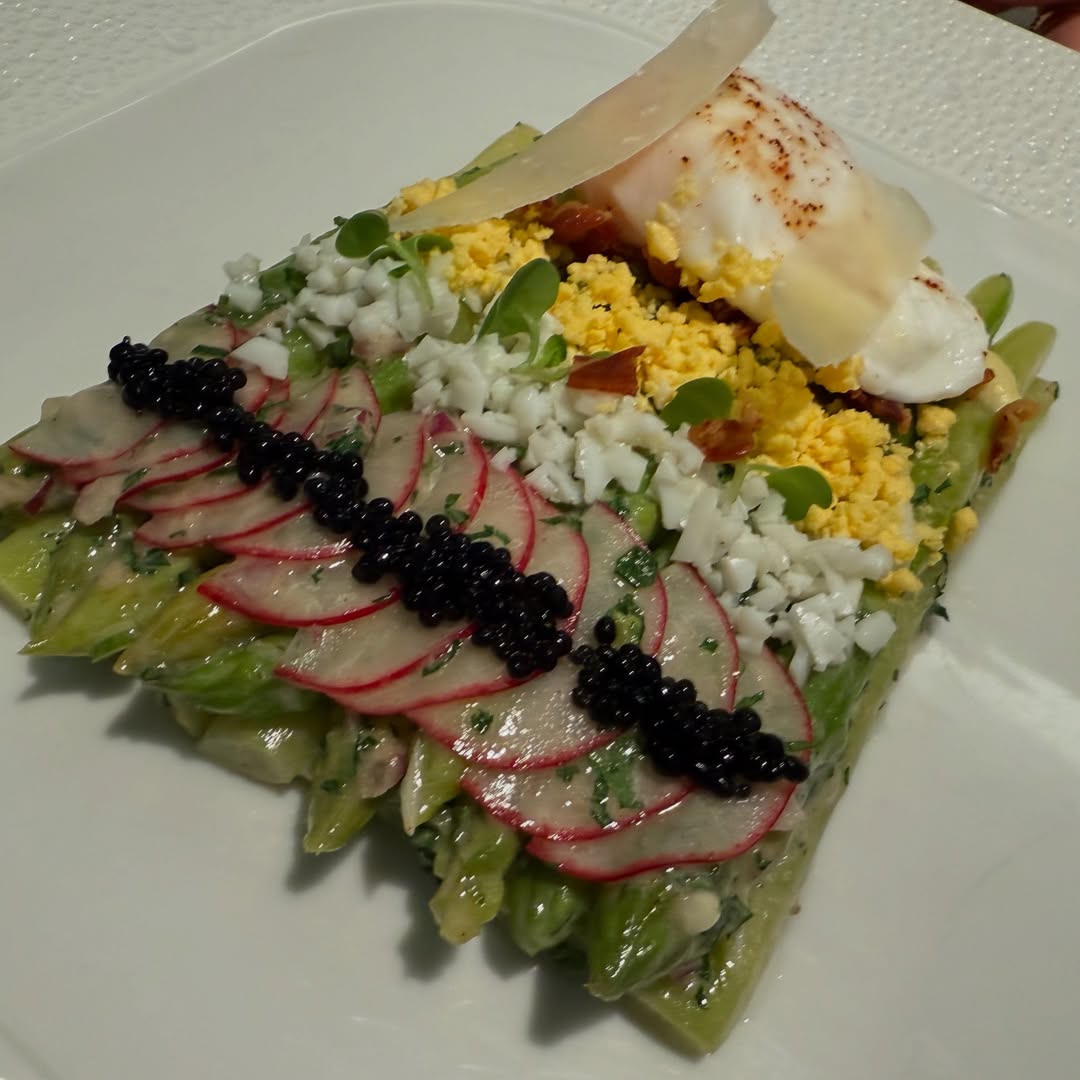 อุ้ม - ลักขณา วัธนวงส์ศิริ