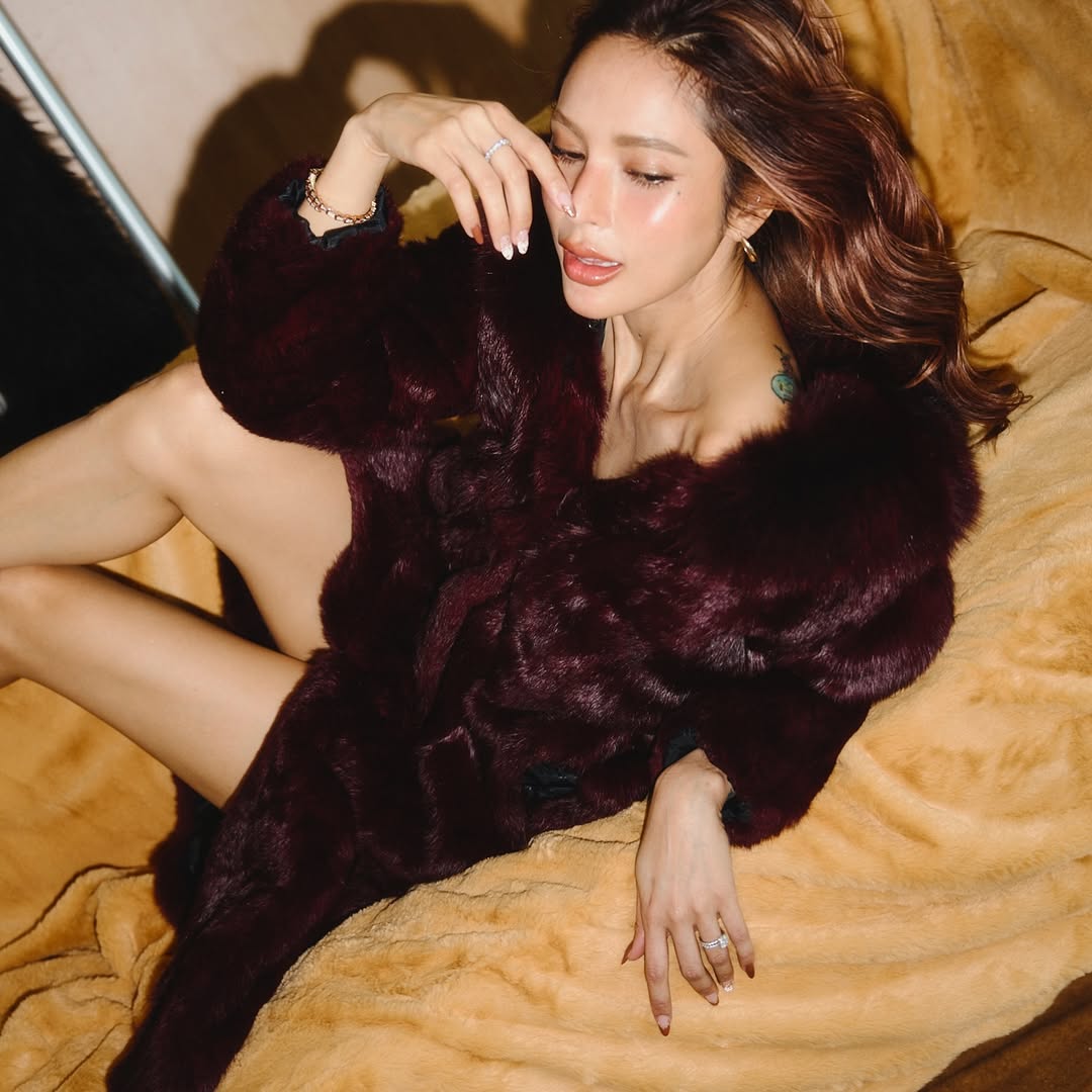 อุ้ม - ลักขณา วัธนวงส์ศิริ