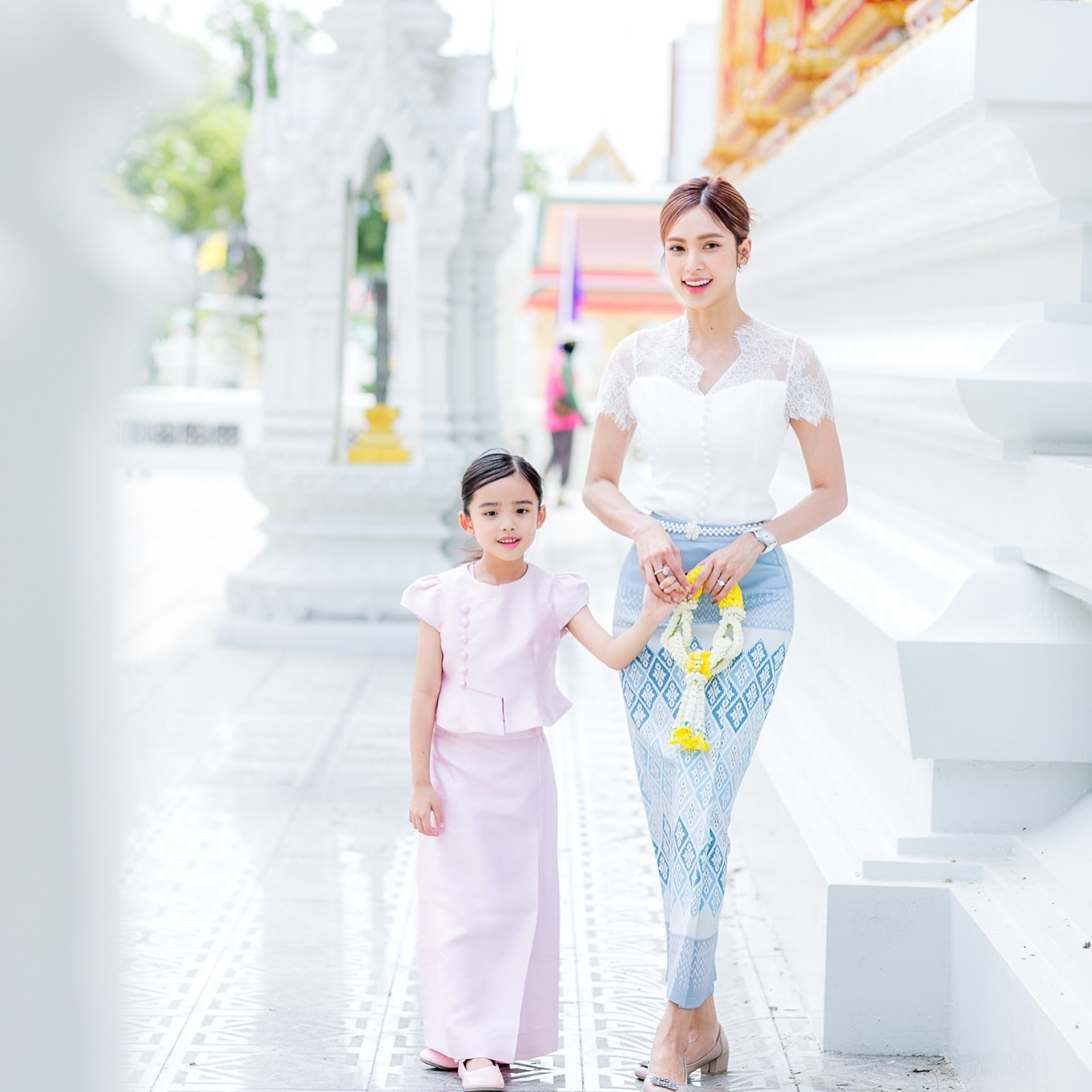 อุ้ม - ลักขณา วัธนวงส์ศิริ