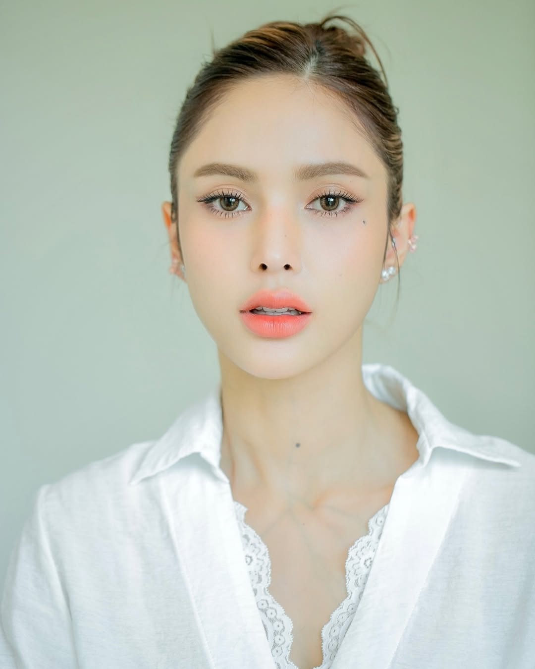 อุ้ม - ลักขณา วัธนวงส์ศิริ