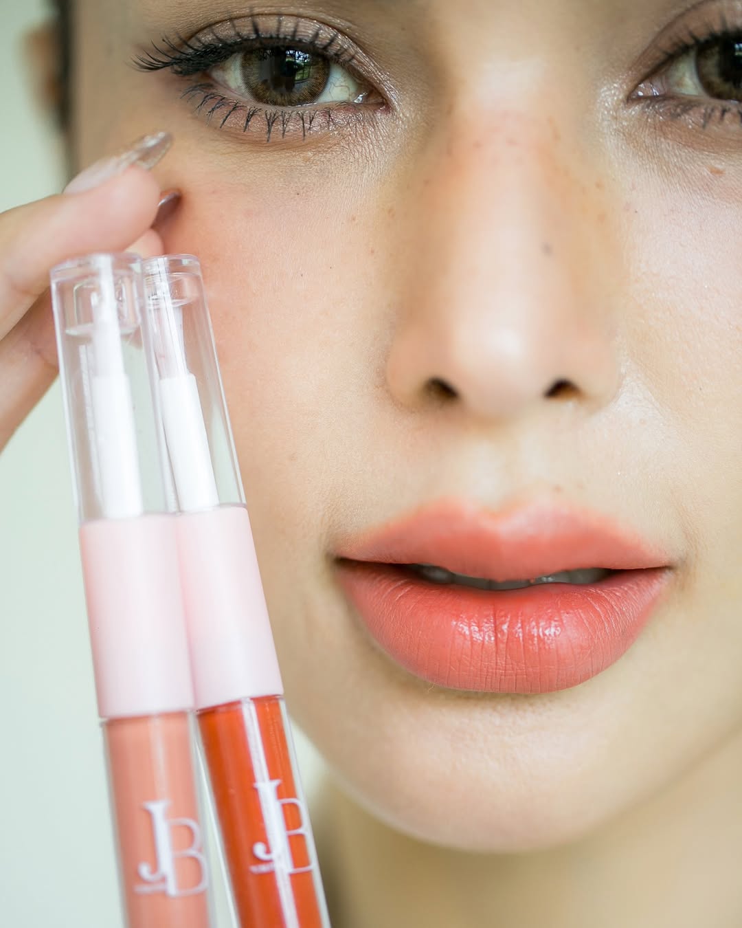 อุ้ม - ลักขณา วัธนวงส์ศิริ