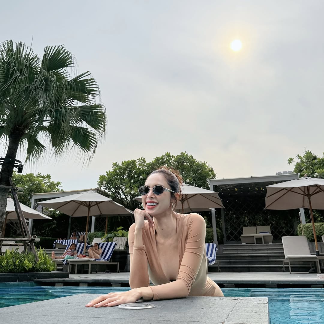 อุ้ม - ลักขณา วัธนวงส์ศิริ