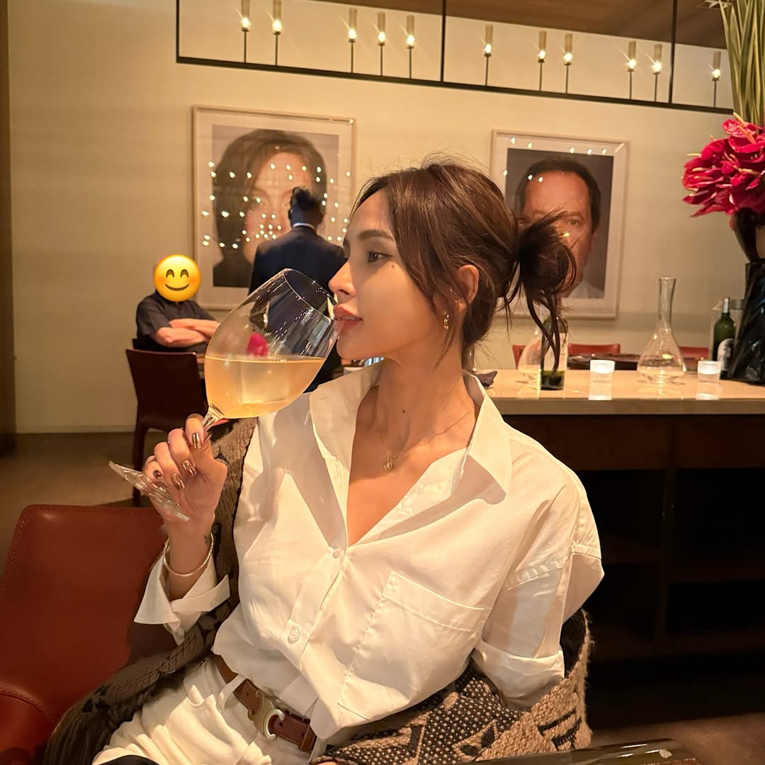 อุ้ม - ลักขณา วัธนวงส์ศิริ