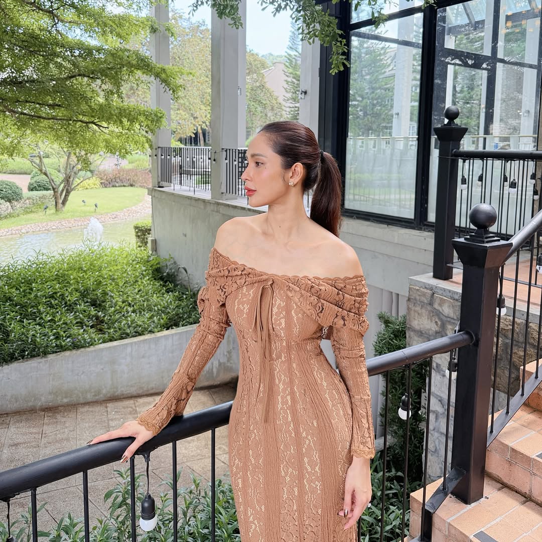 อุ้ม - ลักขณา วัธนวงส์ศิริ