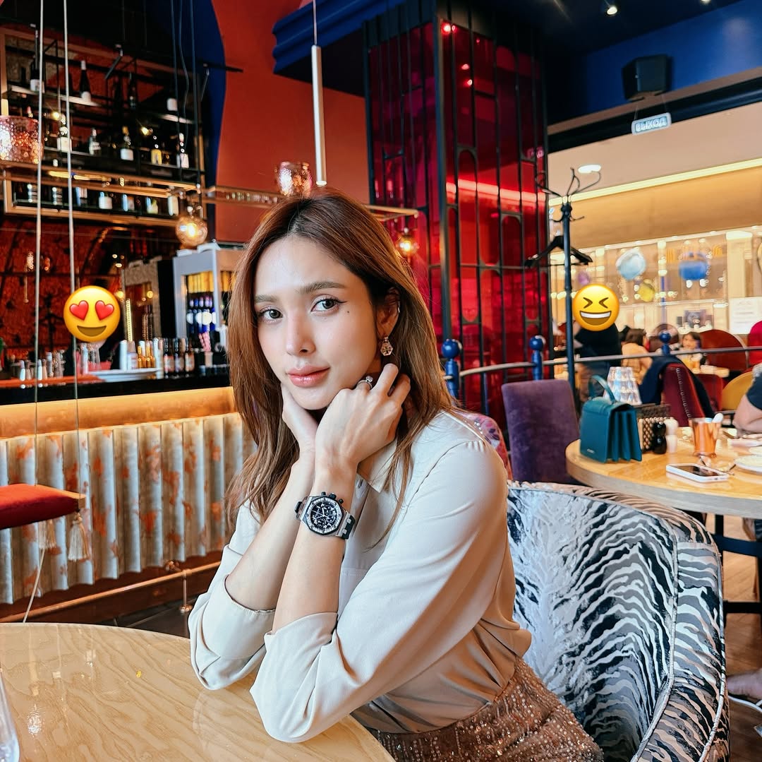 อุ้ม - ลักขณา วัธนวงส์ศิริ