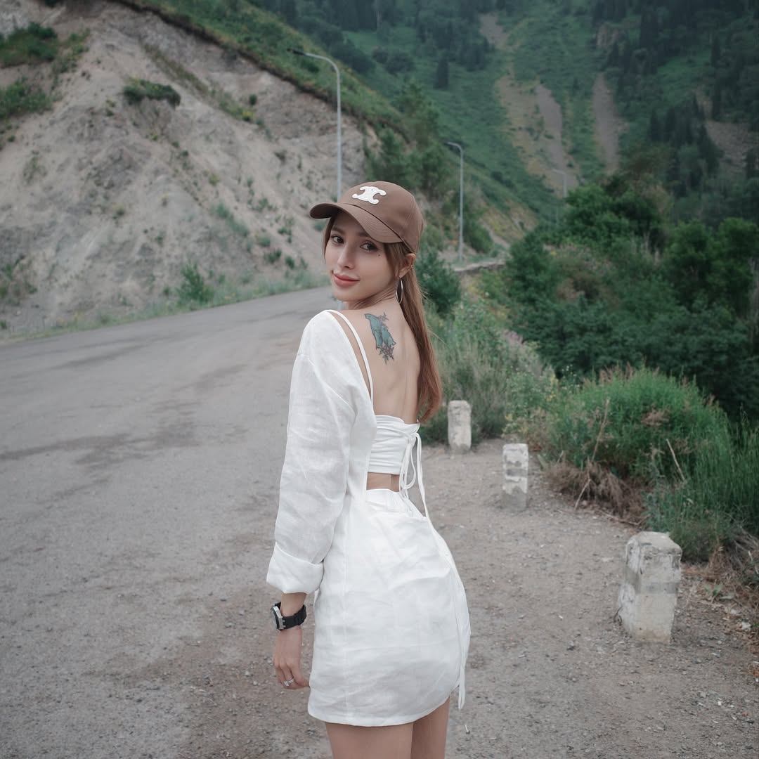 อุ้ม - ลักขณา วัธนวงส์ศิริ