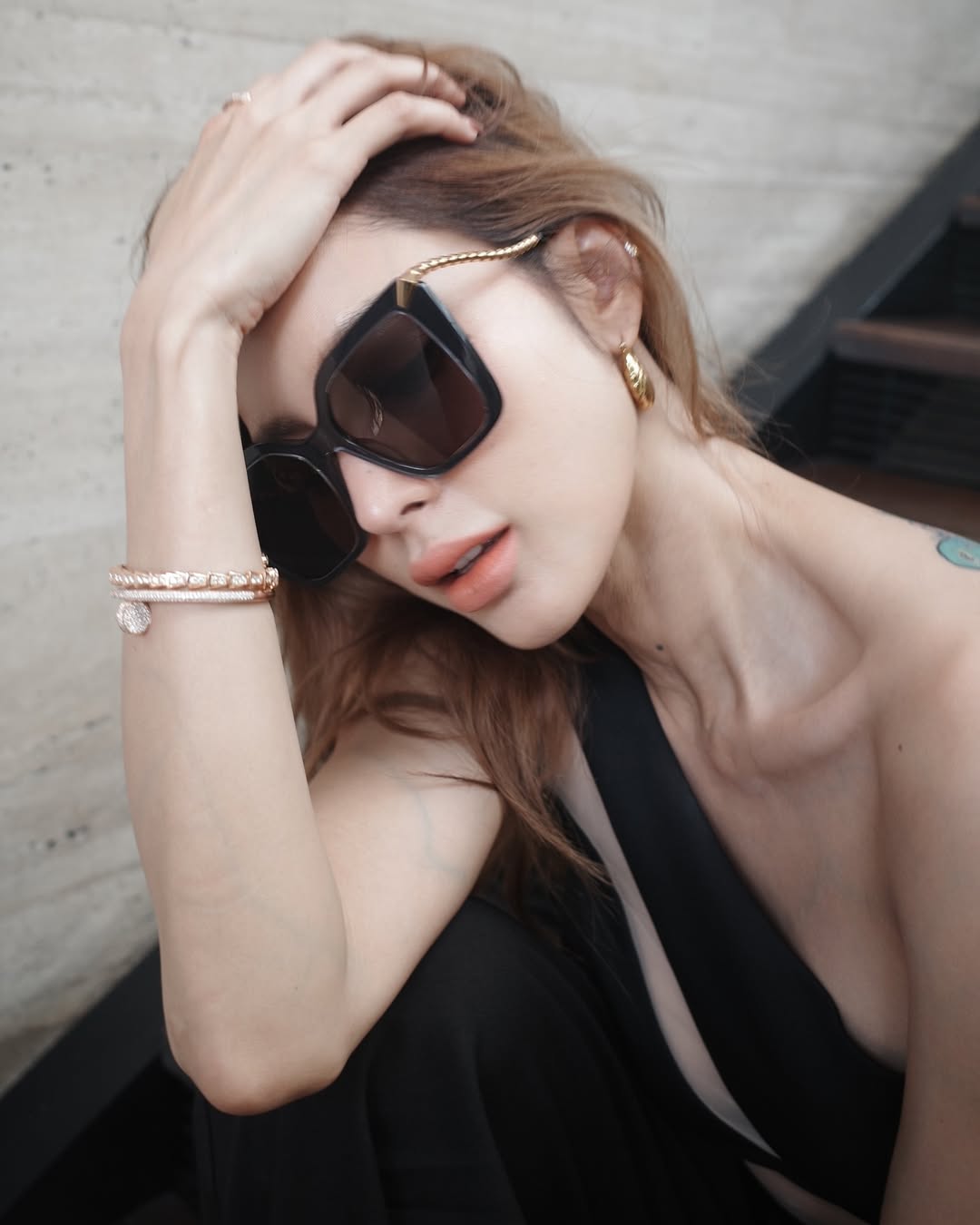 อุ้ม - ลักขณา วัธนวงส์ศิริ