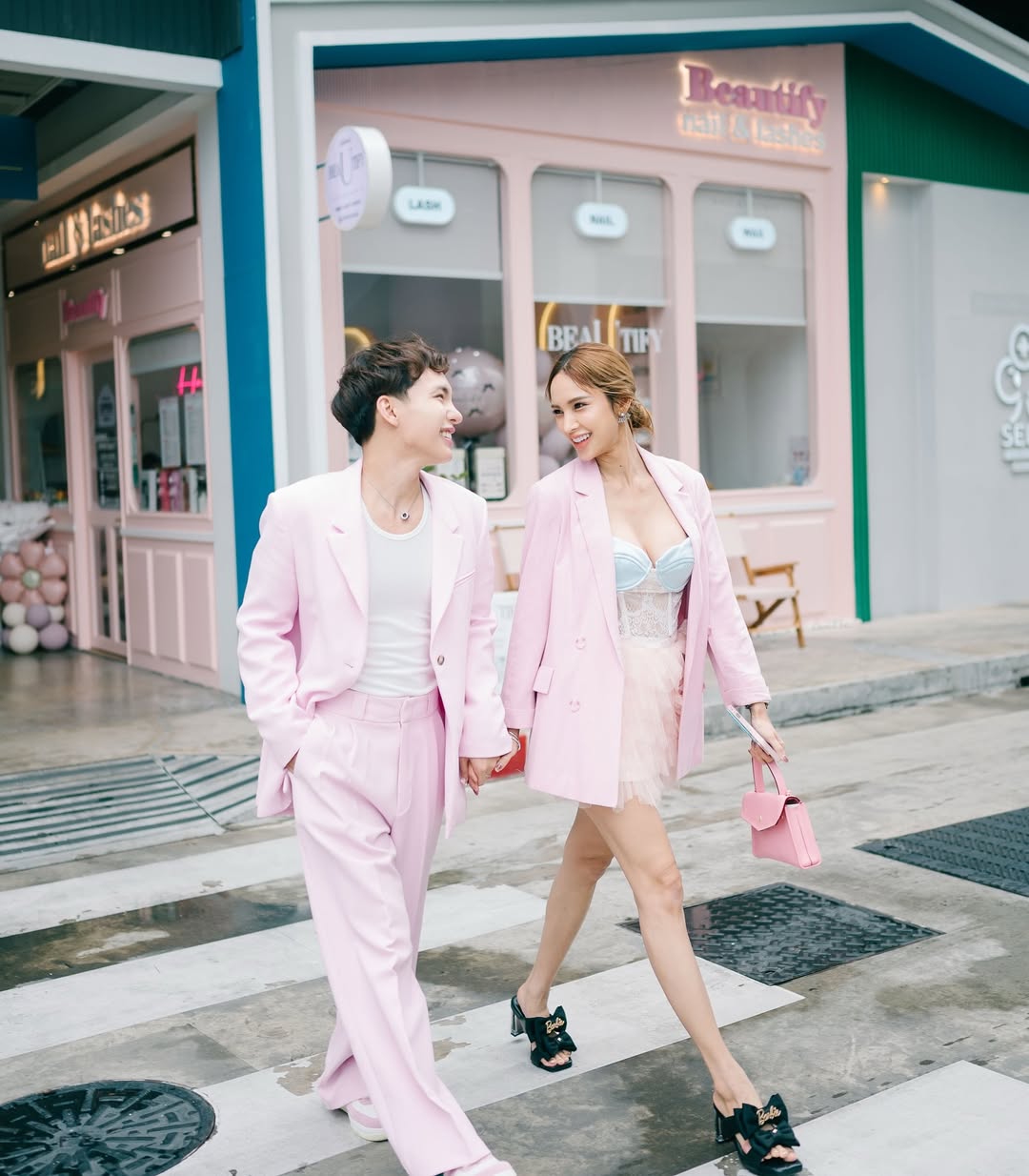อุ้ม - ลักขณา วัธนวงส์ศิริ