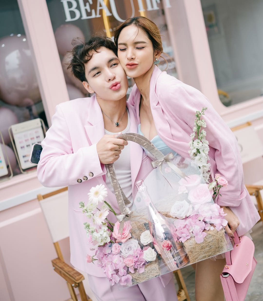 อุ้ม - ลักขณา วัธนวงส์ศิริ