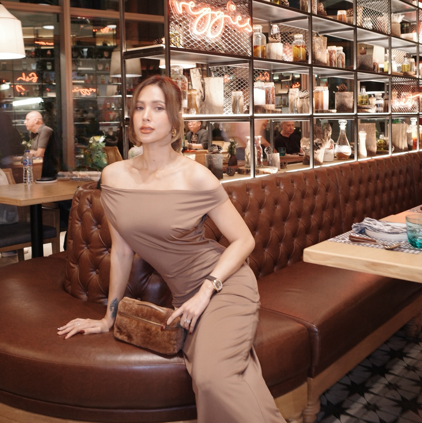 อุ้ม - ลักขณา วัธนวงส์ศิริ
