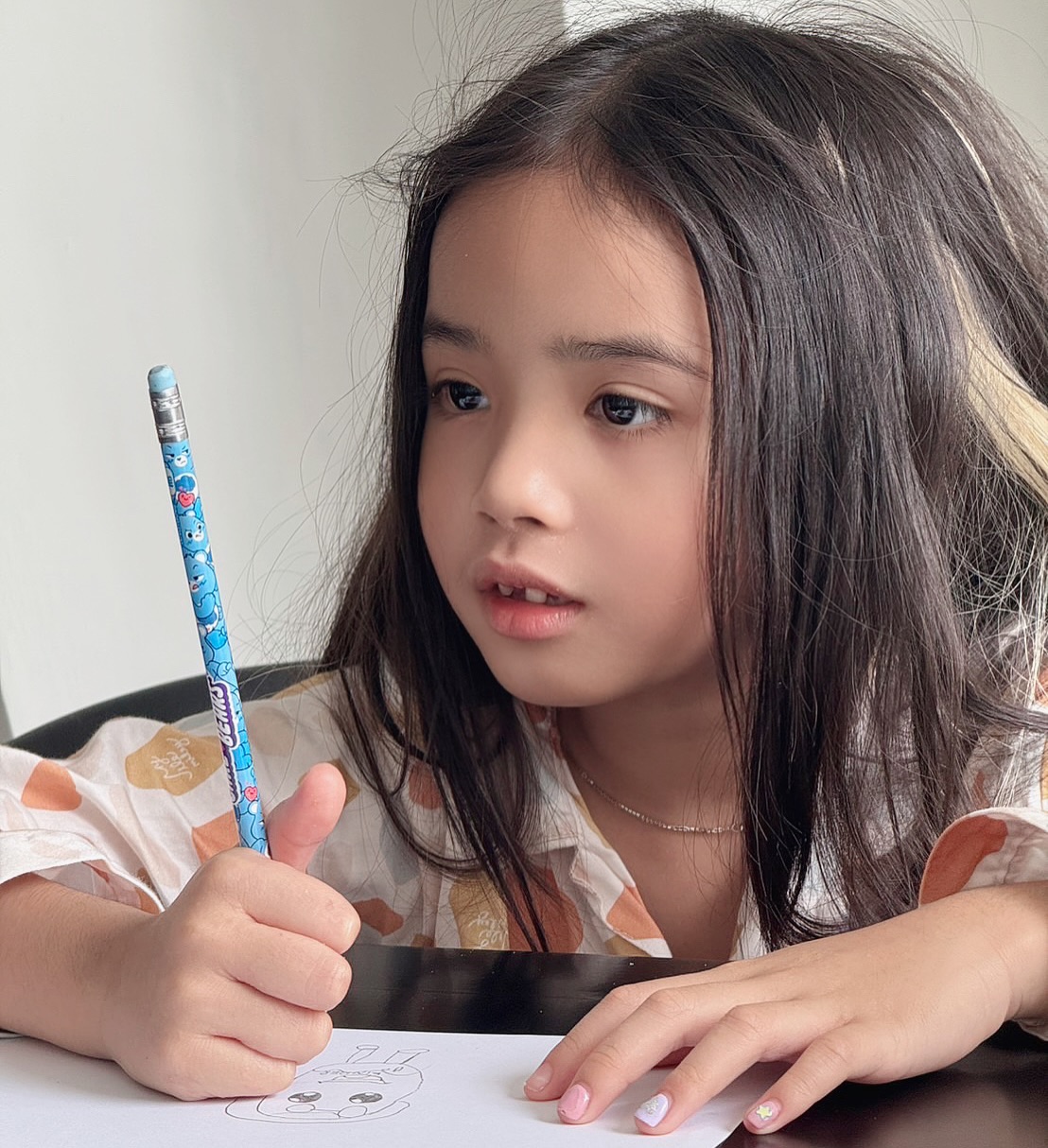 อุ้ม - ลักขณา วัธนวงส์ศิริ