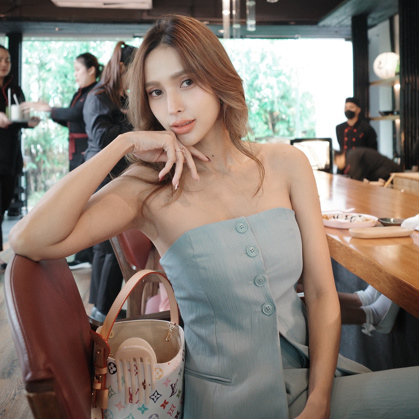 อุ้ม - ลักขณา วัธนวงส์ศิริ