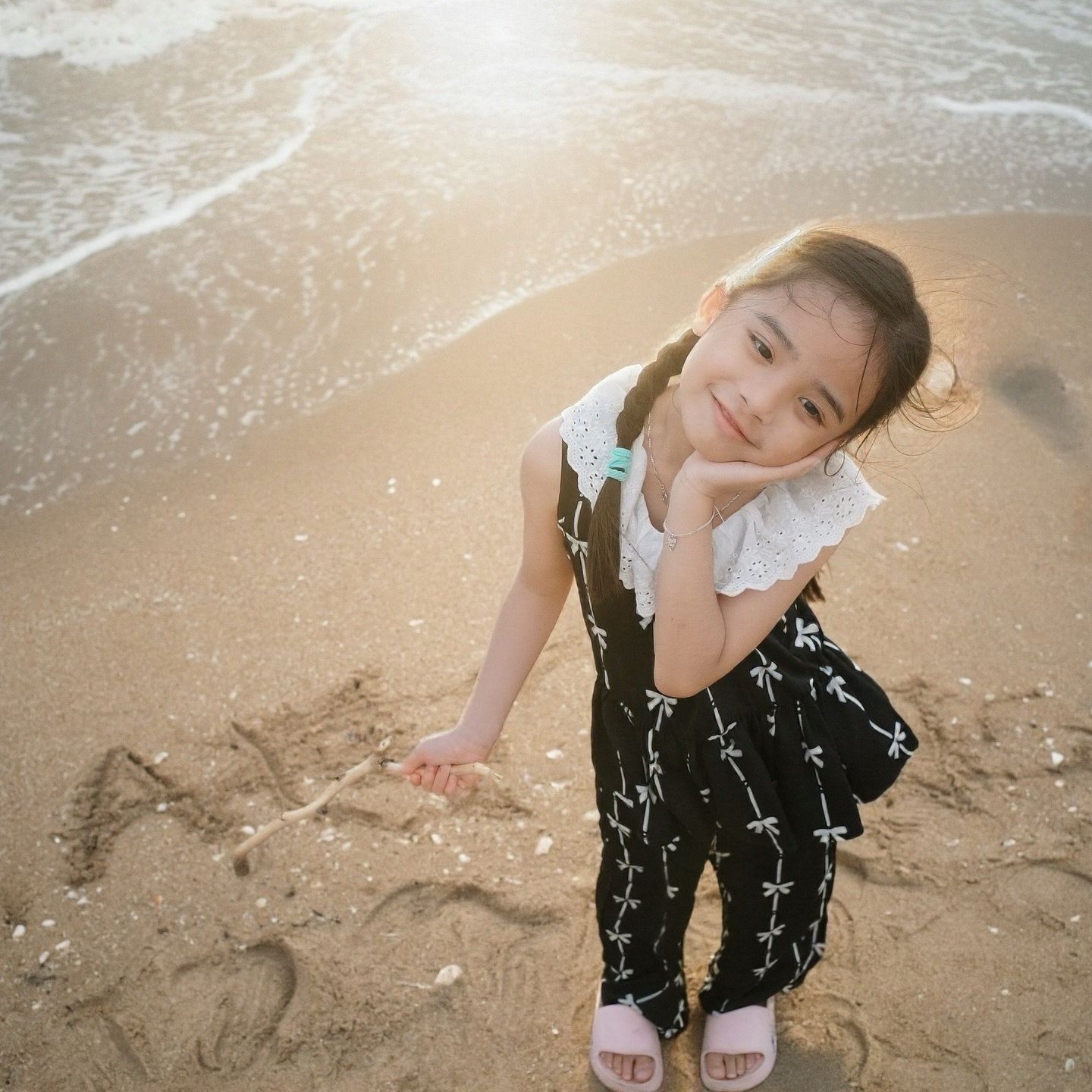 อุ้ม - ลักขณา วัธนวงส์ศิริ