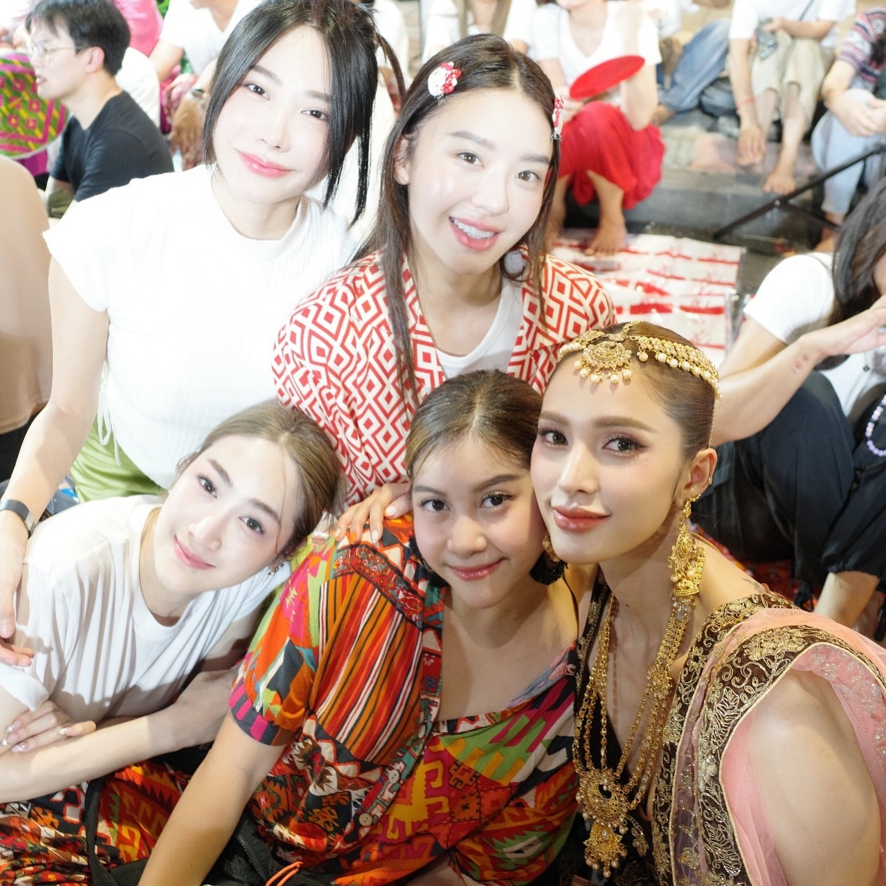 อุ้ม - ลักขณา วัธนวงส์ศิริ