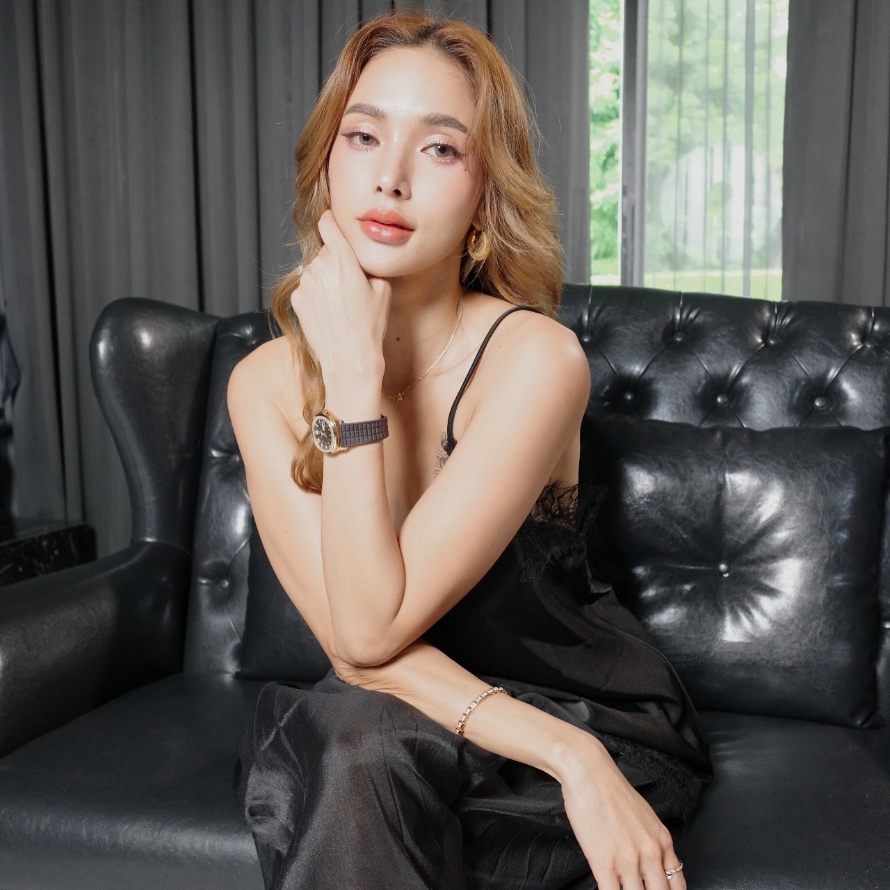 อุ้ม - ลักขณา วัธนวงส์ศิริ