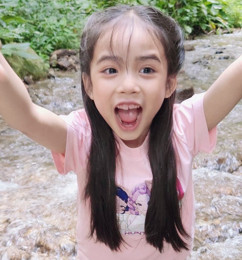 อุ้ม - ลักขณา วัธนวงส์ศิริ
