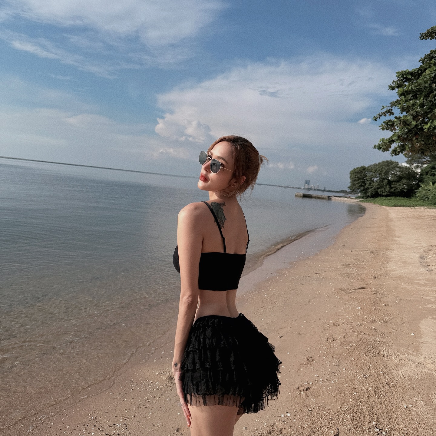 อุ้ม - ลักขณา วัธนวงส์ศิริ