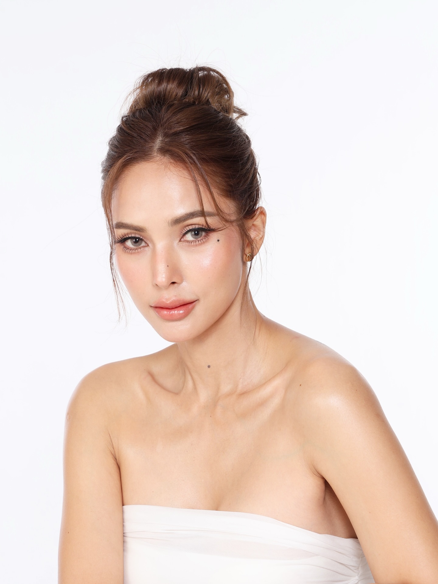 อุ้ม - ลักขณา วัธนวงส์ศิริ