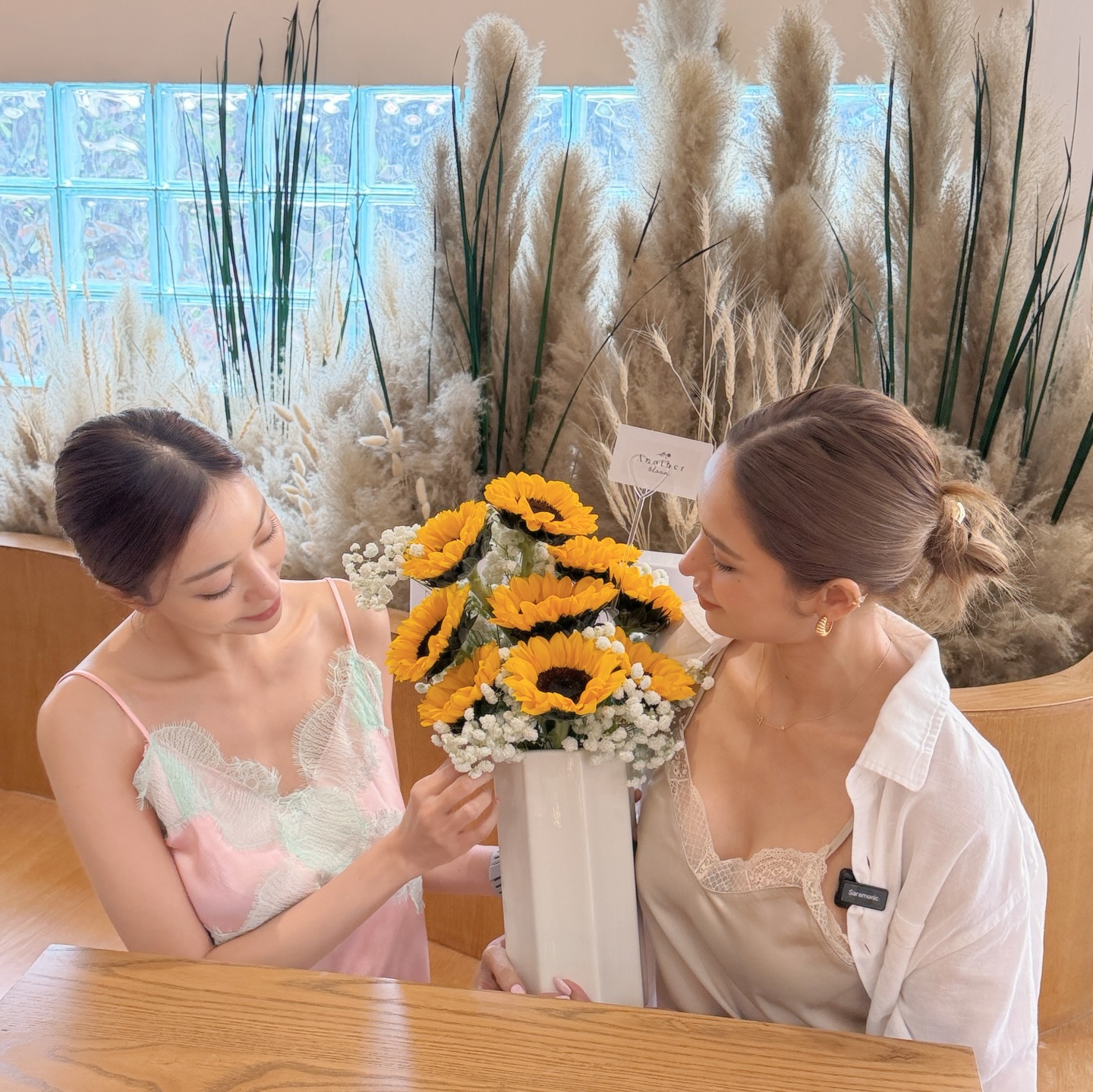 อุ้ม - ลักขณา วัธนวงส์ศิริ