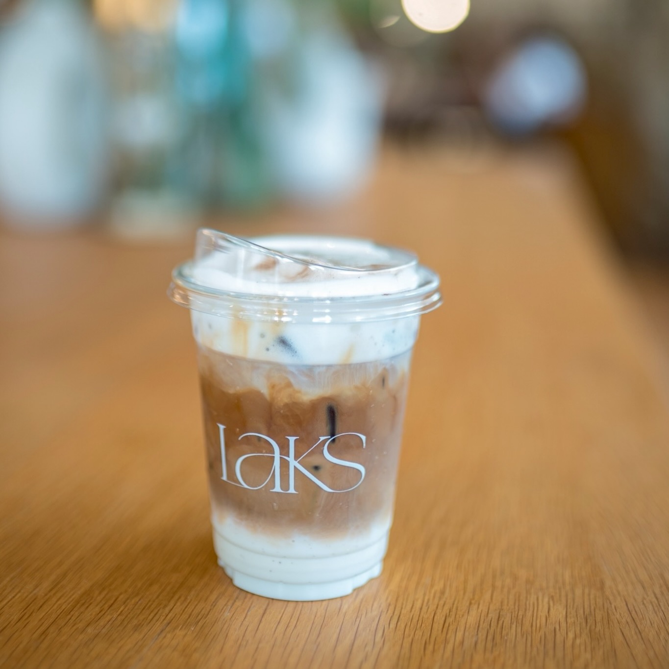 อุ้ม - ลักขณา วัธนวงส์ศิริ