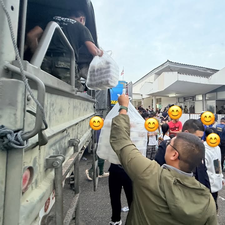 อุ้ม - ลักขณา วัธนวงส์ศิริ