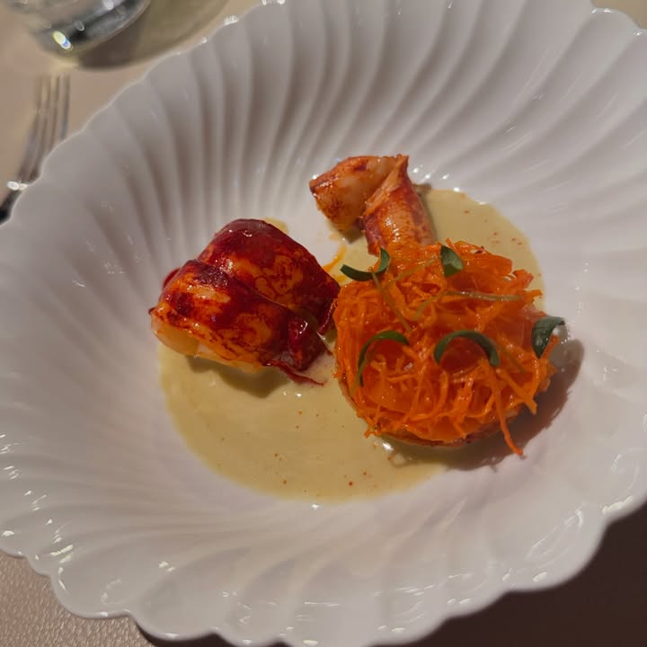 อุ้ม - ลักขณา วัธนวงส์ศิริ