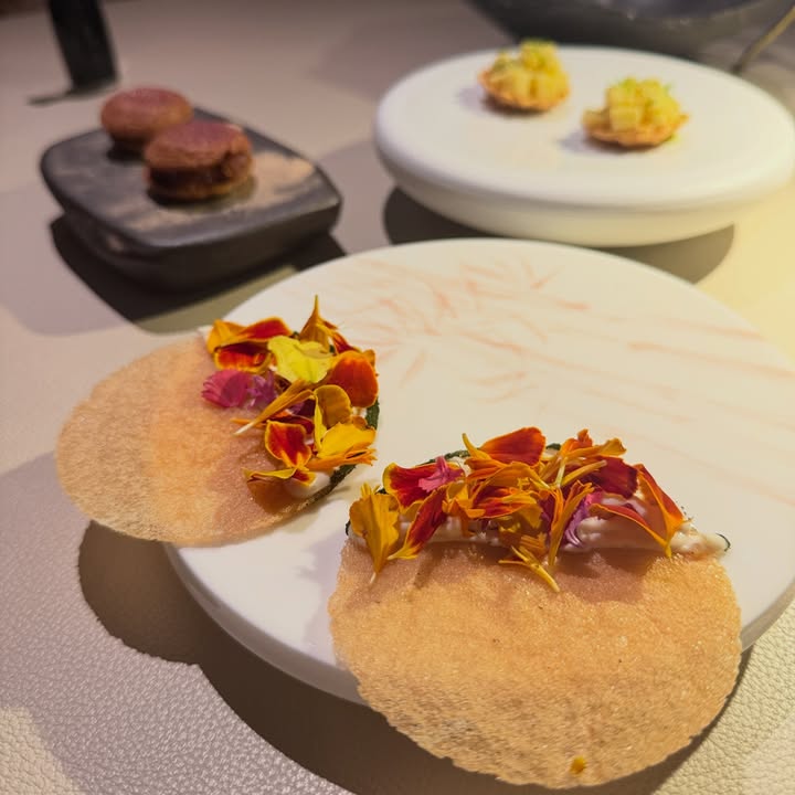 อุ้ม - ลักขณา วัธนวงส์ศิริ