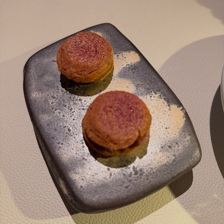 อุ้ม - ลักขณา วัธนวงส์ศิริ