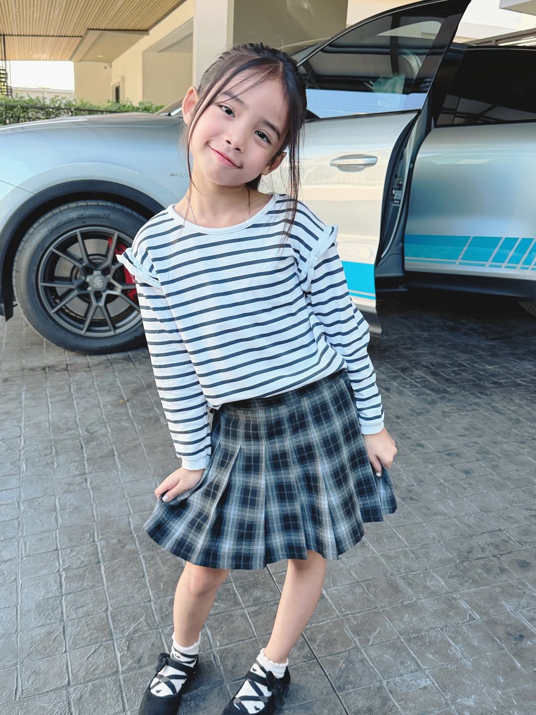 อุ้ม - ลักขณา วัธนวงส์ศิริ