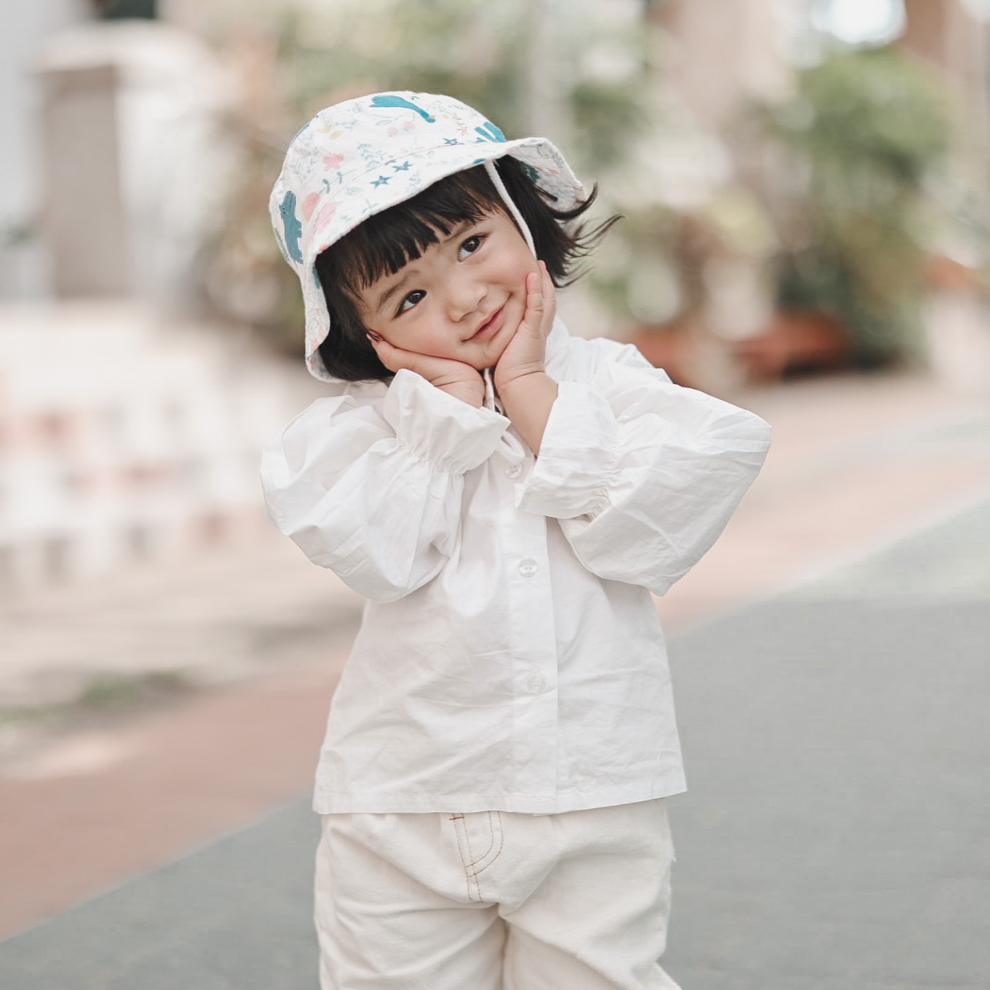 อุ้ม - ลักขณา วัธนวงส์ศิริ