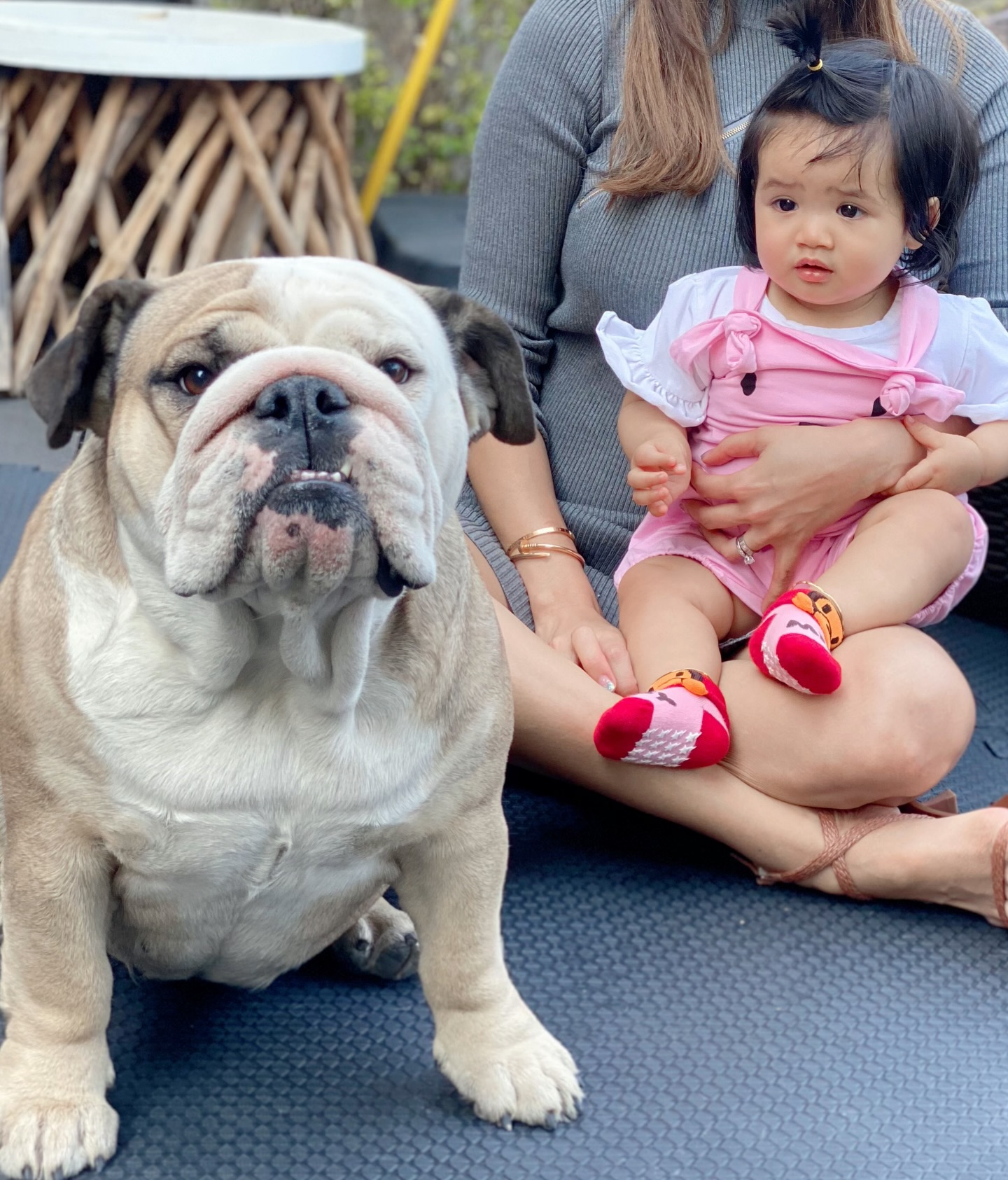 อุ้ม - ลักขณา วัธนวงส์ศิริ