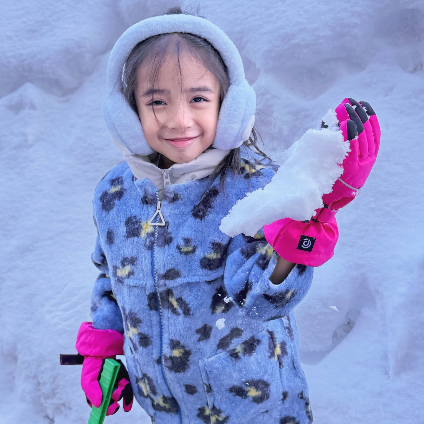 อุ้ม - ลักขณา วัธนวงส์ศิริ