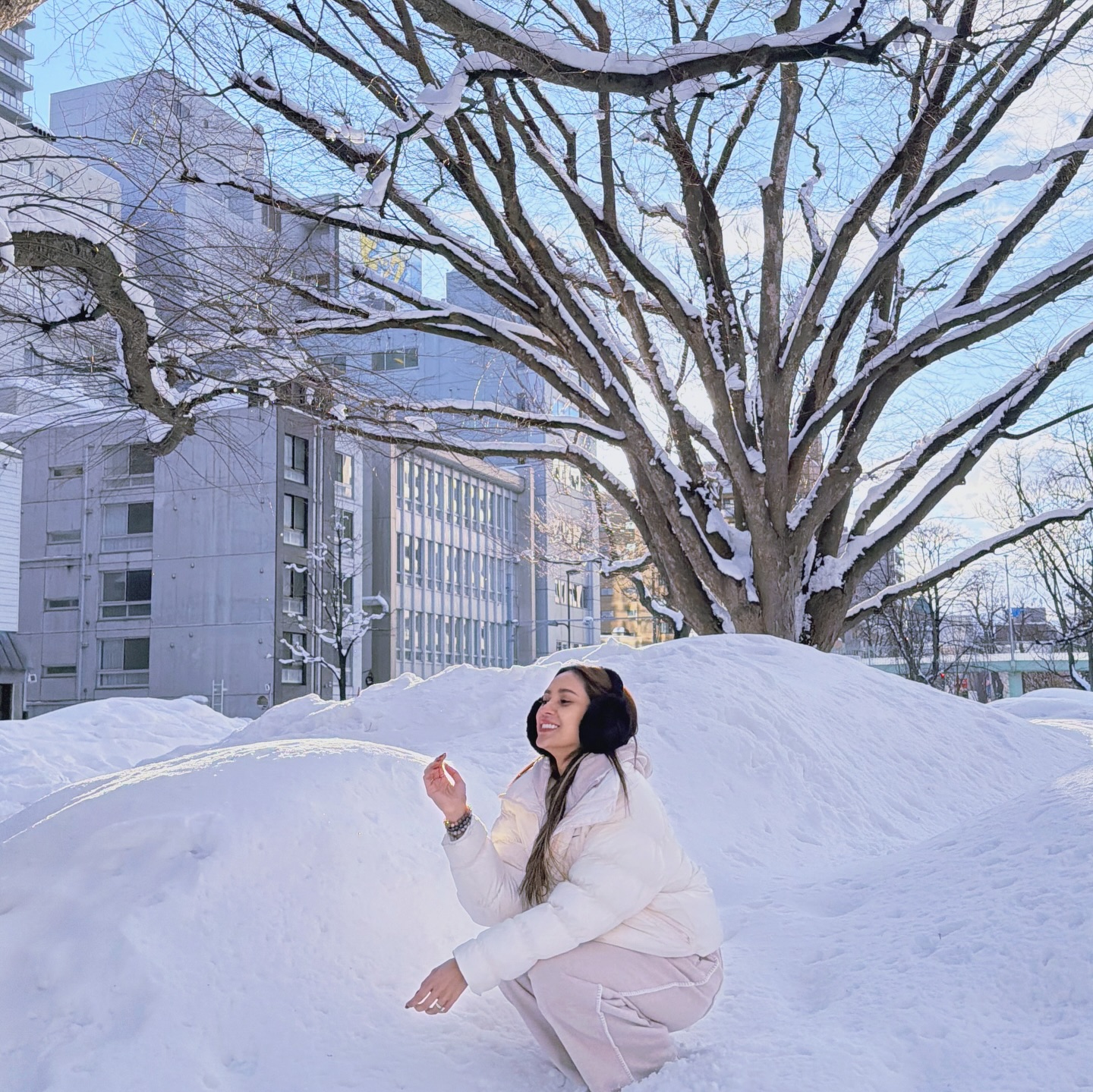 อุ้ม - ลักขณา วัธนวงส์ศิริ