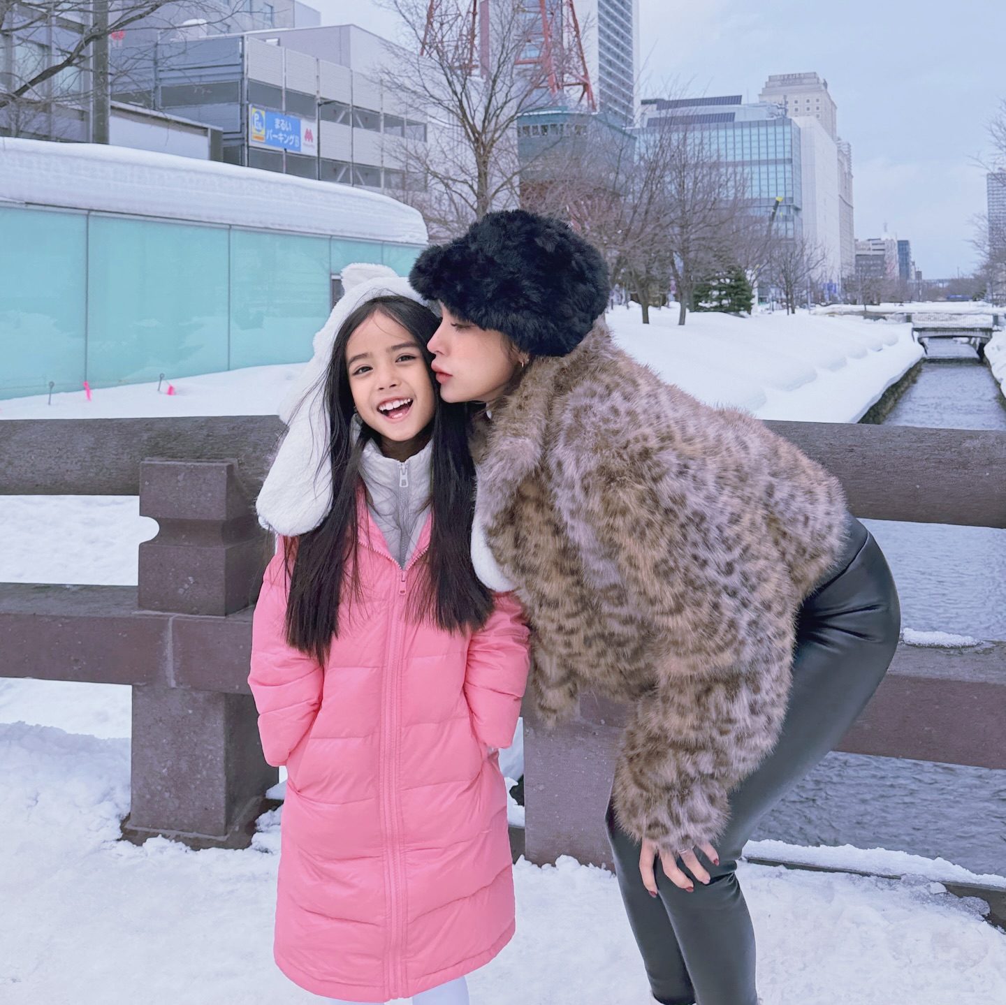 อุ้ม - ลักขณา วัธนวงส์ศิริ