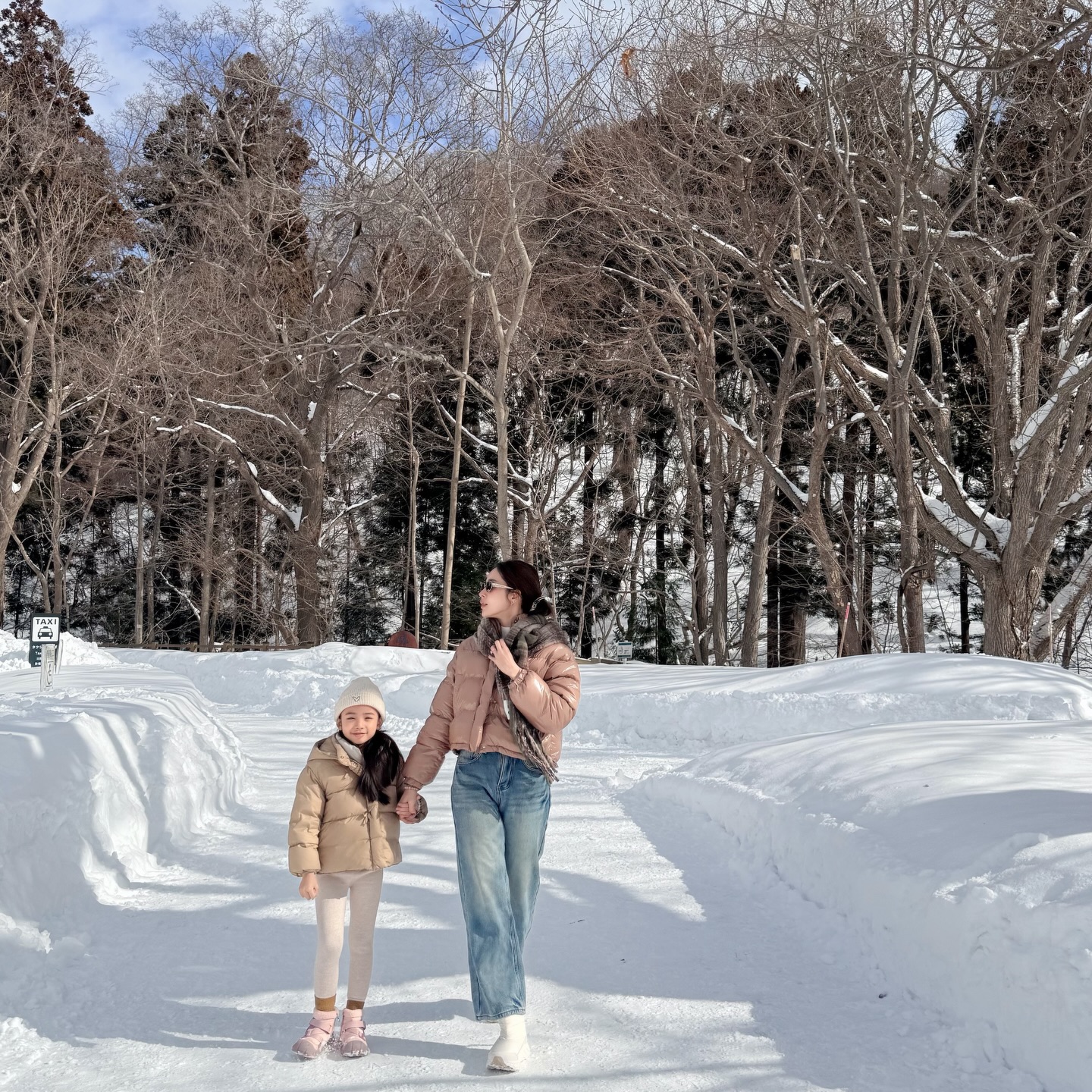 อุ้ม - ลักขณา วัธนวงส์ศิริ