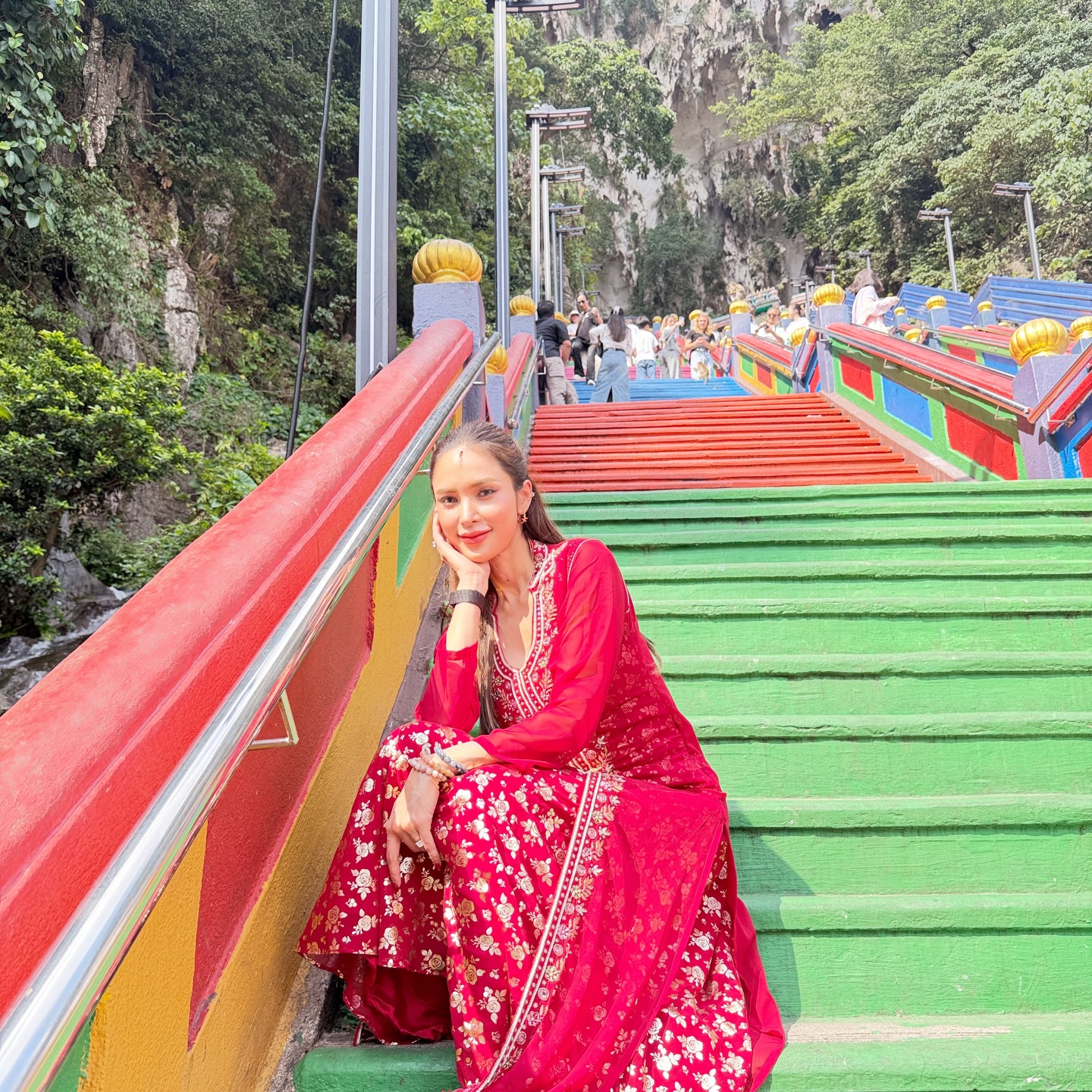 อุ้ม - ลักขณา วัธนวงส์ศิริ