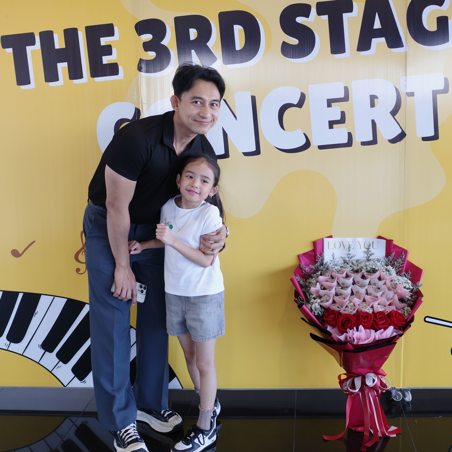 อุ้ม - ลักขณา วัธนวงส์ศิริ