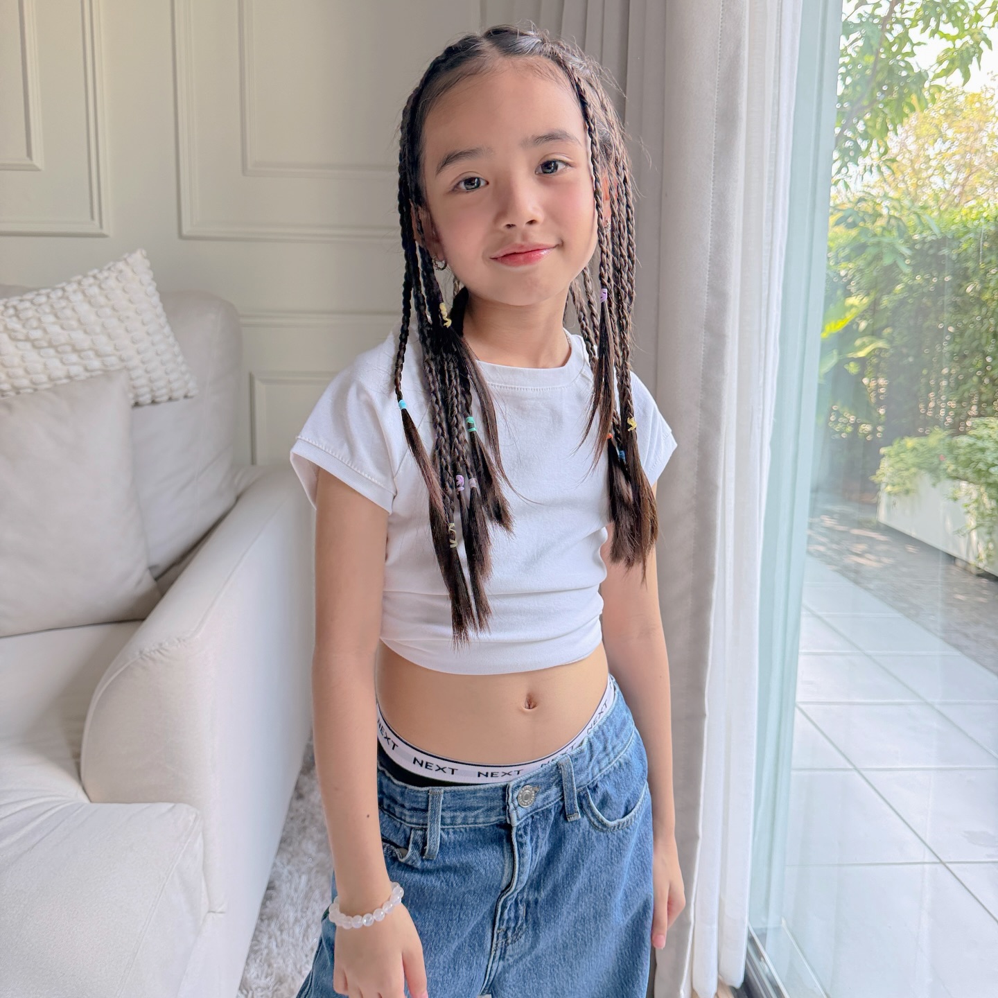 อุ้ม - ลักขณา วัธนวงส์ศิริ