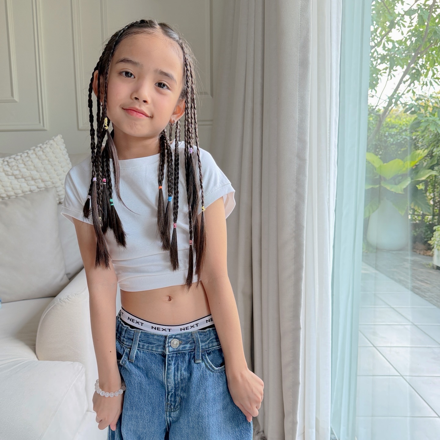 อุ้ม - ลักขณา วัธนวงส์ศิริ