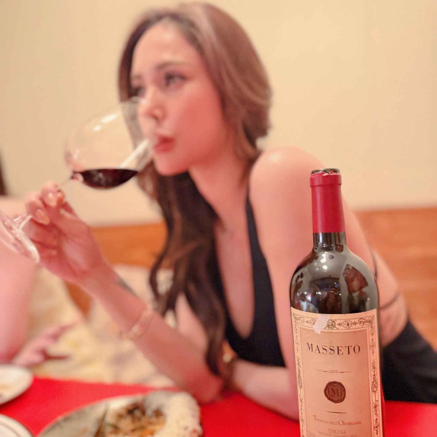 อุ้ม - ลักขณา วัธนวงส์ศิริ