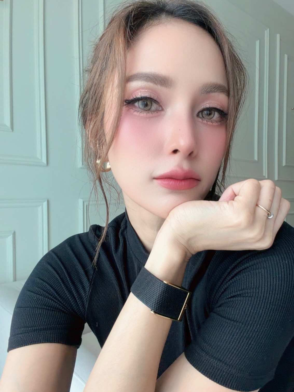 อุ้ม - ลักขณา วัธนวงส์ศิริ