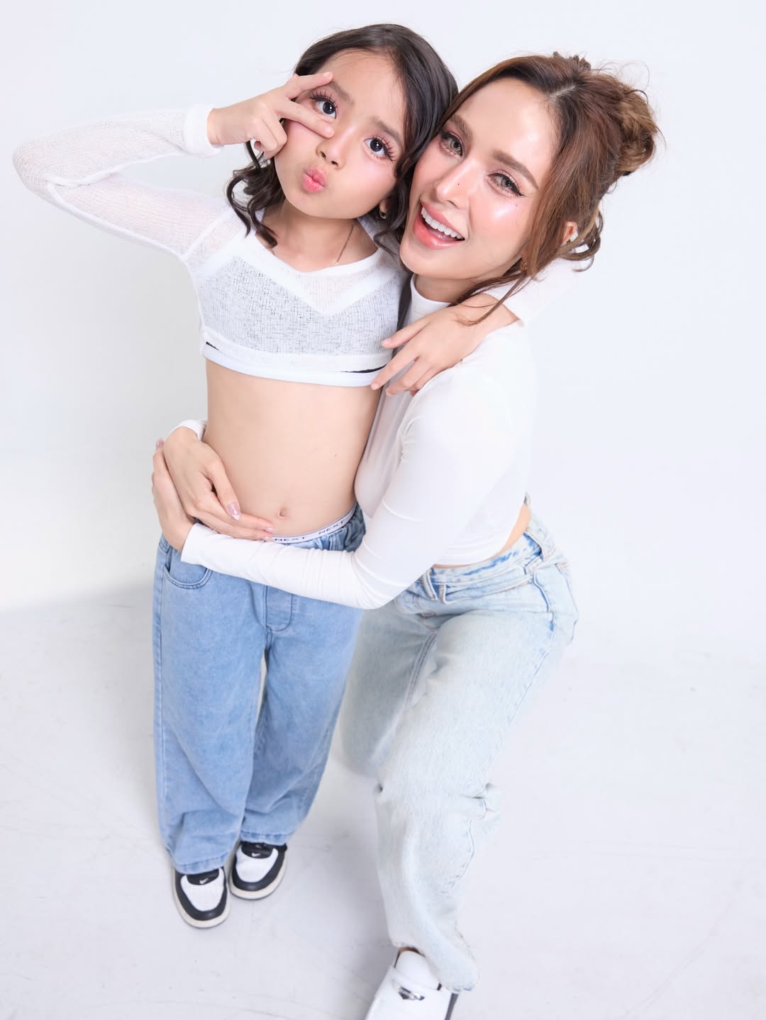 อุ้ม - ลักขณา วัธนวงส์ศิริ