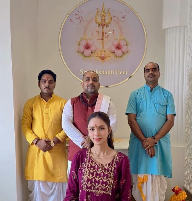 อุ้ม - ลักขณา วัธนวงส์ศิริ