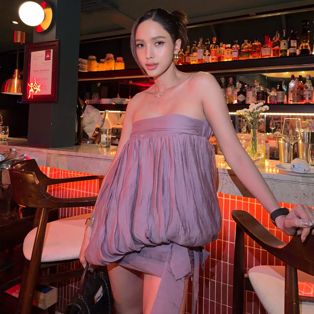 อุ้ม - ลักขณา วัธนวงส์ศิริ